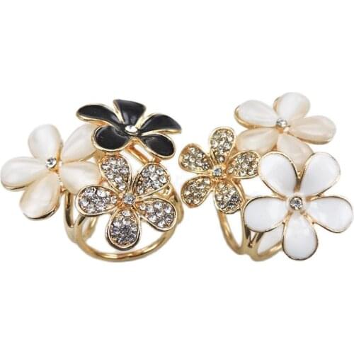 Fashion Rhinestone Opal Enamel Flower Brooch Shawl Scarves Jewelry Scarf Buckle Clips For Gift