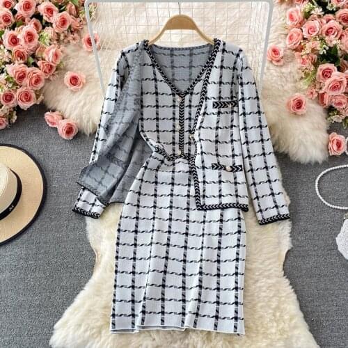 Vintage Plaid Knitted Two Piece Set Women Fashion V-neck Pearl Button Coat Sleeveless Bodycon Dress Suits Elegant Office Autumn