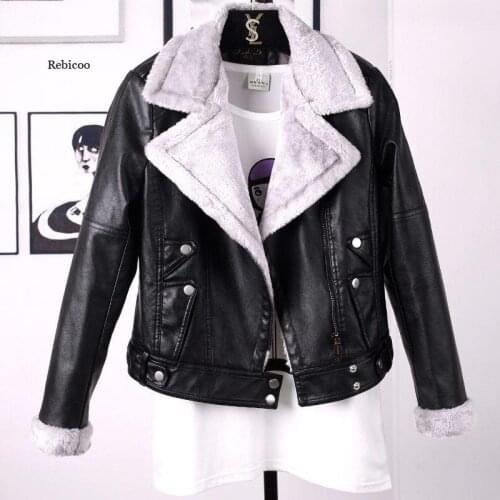 4Xl Plus Size Women Faux Sheepskin Fur Leather Jackets Warm Winter Women Coats Female Turn-Down Collar Motor Biker Jacket