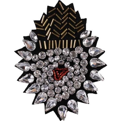 10pieces Crystal Heart Design Fabric Patches Rhinestones Beads Applique for Brooch Clothing Bags Decorated Sewing Craft TH743