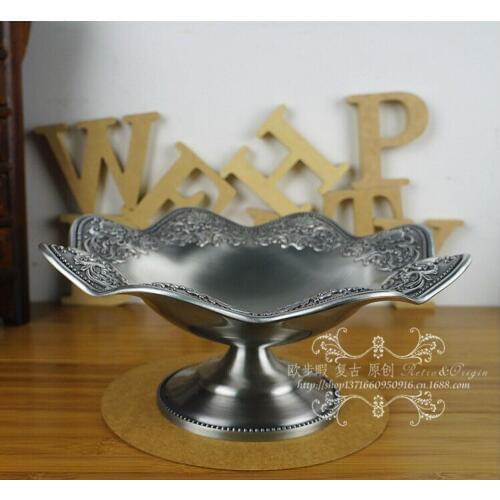 28cm round classic retro metal fruit bowl serving tray plate fruit basket on stand bandeja espelho embossed antique tin SG066