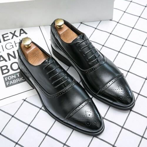 Full Brogue Gentleman Dress Shoes Pointy Lace-up Office Business Wedding Suit Shoes Retro Brown PU Leather Footwear