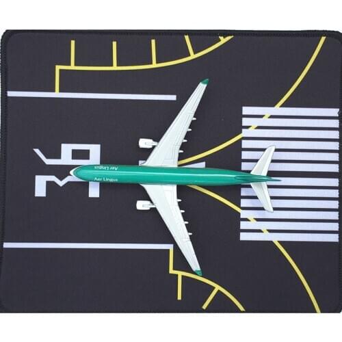 1/400 Airport Passenger aircraft runway model Civil airliner A380 A330 A350 B787 B747 plane model aircraft scene or mouse pad