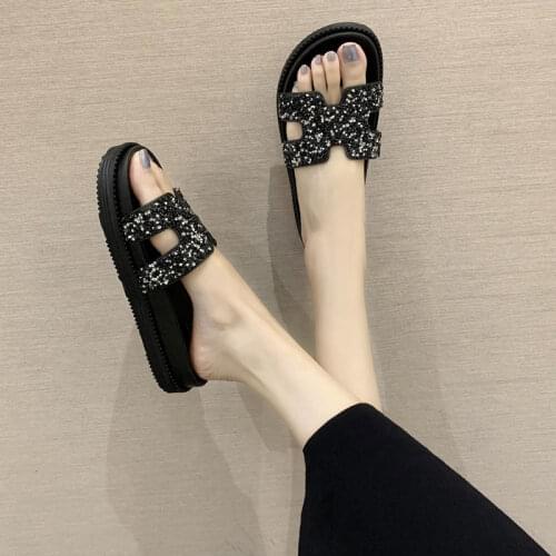 2021 Summer Sandals and Slippers, Thick-soled Sponge Cake Sole, Casual Rhinestone All-match Fashionable Sandals and Slippers