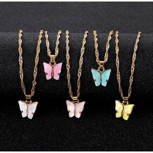 ALIUTOM Korean Cute Butterfly Necklace For Women Gold Color Long Chain Pendant Necklace Statement Fashion Charm Jewelry Gifts