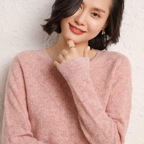 Hot new product V-neck slim fashion hollow knit solid color 100% wool sweater ladiesbottomingwholesale pullover Short multicolor