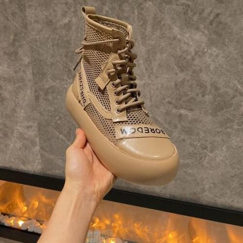 New Luxury Chelsea Boots Women Leather Ladies Boots Chunky Winter Shoes Platform Ankle Boots Slip On Thick Heel Brand Designer