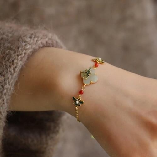 Vintage Dainty Gold Bracelet Chinese Style Enamel Flower With Hetian Jade Elegant Jewelry For Women Wedding Valentines Day Gift