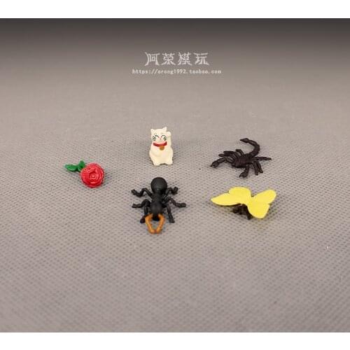 Cartoons Small Animal Miniature Model Ornament Mini Lucky Cat Rose Flower Scorpions Spider Ant Decor Action Figure Figurine Toys