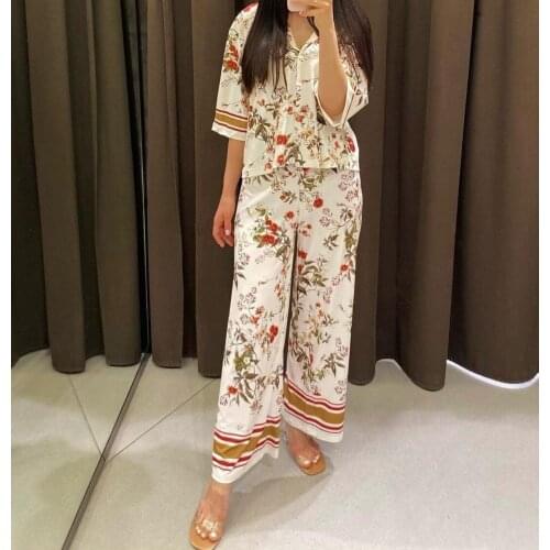 XEASY 2021 New Summer Women Vintage Two-Piece Set Flower Print Loose V-Neck Short Sleeve Shirt High Waist Casual Pants Set
