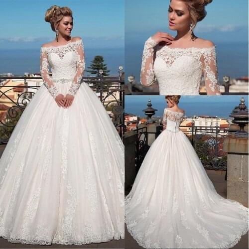 Charming Design Boat Neck Applique Lace Wedding Dress Long Sleeve Crystal Waistband Wedding Gowns robe de mariee
