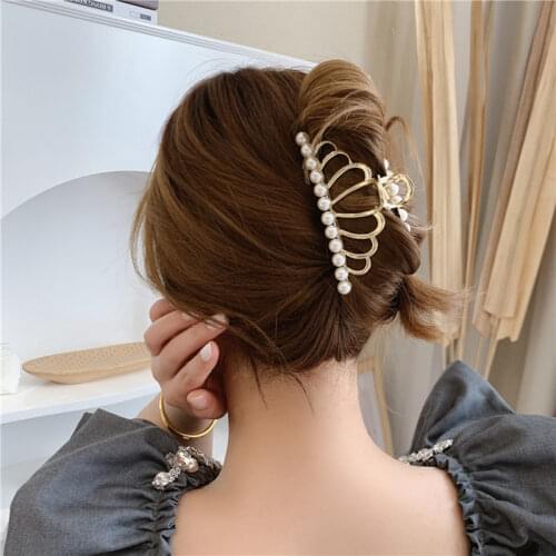 Fashion Fine Pearl Crown Hair Claw Clip Woman Elegant Rose Flower Hairpins Shark Clips Girl Sunflower Barrette Hair Accessories