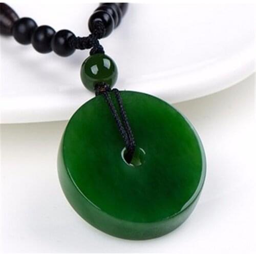 Hot Selling Natural Men Women Hand-Carved Jewelry Jade Green Lucky Buckle Pendant Fashion Boutique Jewelry Gifts Unisex