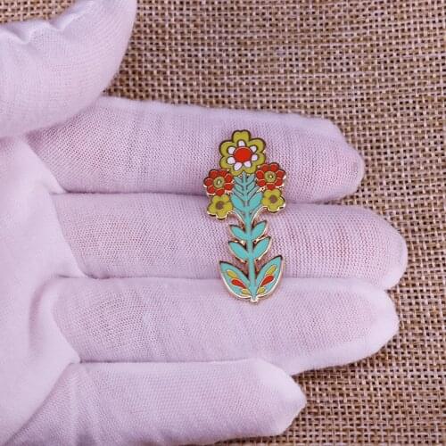 Fresh Flower enamel pin vintage flower brooch cute gift for girls