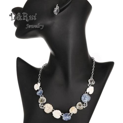 Fashion Womens Leaf Jewelry Sets Chain Earrings and Chain Necklaces Enamel Kits Plant Necklace Pendant for Women Party Dress