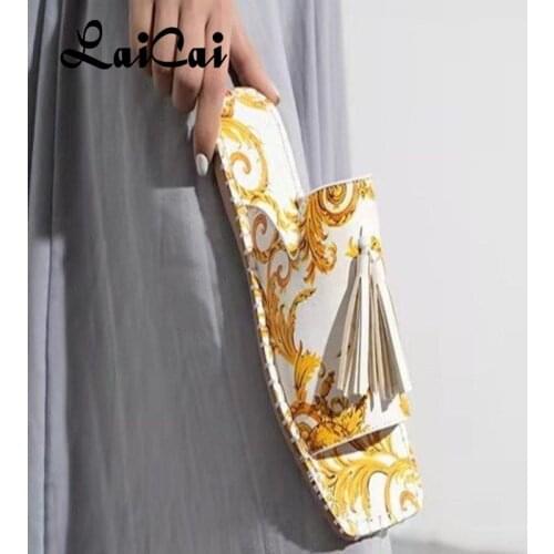 Flat Slippers for Women 2021 Summer New Flower Tassel Womens Sandals Flat Heel Square Toe Open Flat Slippers Floral Women Shoes