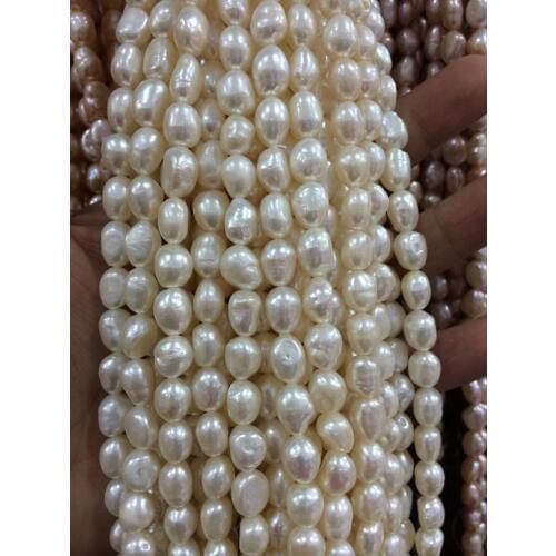 Natural Freshwater baroque pearl 8 - 9 MM Irregular White Freshwater Pearls Loose Beads 15 "