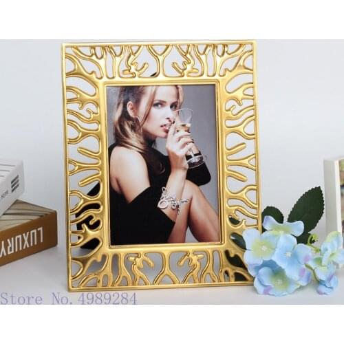 Metal Photo Frame Hollow Out Gold Antlers Coral Geometric Hollow Border Photo Show Desktop Ornaments Picture Frame Wall Hanging