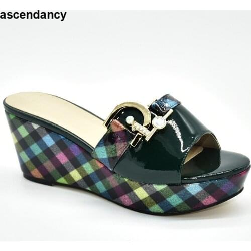 Latest High Heel Shoes Pumps Women Shoes Decorated with Rhinestone African Party Pumps Italian Women Wedding Shoes Bridal Shoes