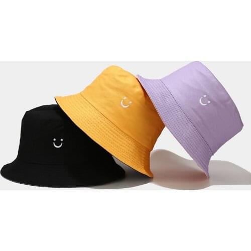 2021 New Double-sided Candy Color Bucket Hat Women Fashion Smile Face Fishermen Outdoor Caps Black Yellow Ladies Travel Sun Hats
