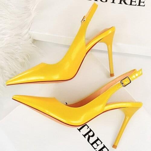 2021 Summer Women 9.5cm Thin High Heel Slingback Sandals Closed Toe Yellow Sliver White Heels Sandals Office Lady Big Size Shoes