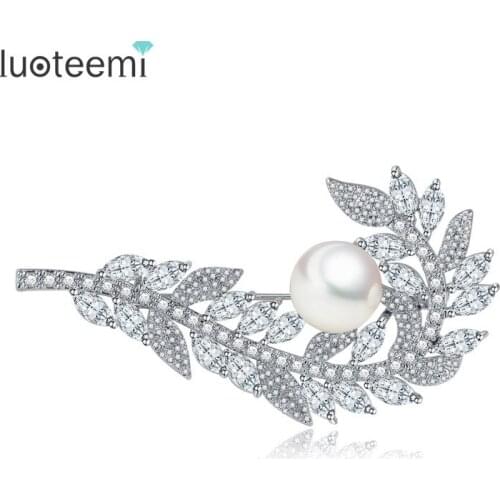 LUOTEEMI New Simple Style Wild Vintage Fashion Leaf Brooch Exquisite Simulated Pearl Brooches Pins Jewelry For Women Accessories