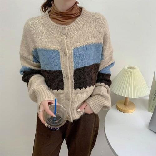Korean version of contrast stitching single-breasted round neck cardigan sweater women 2021 new loose long-sleeved knitted top