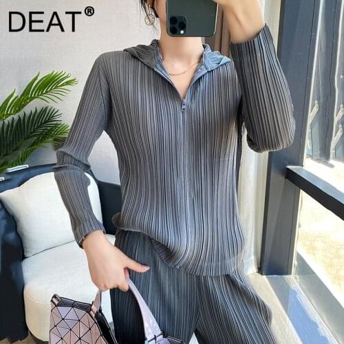DEAT Women Pleated Jackets Hooded Long Sleeve Casual Style Solid Zipper Elastic Coat Wild 2021 New Autumn Fashion 15JK672