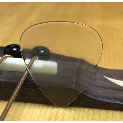 Lots of 100pcs Clear Medium 0.71mm Celluloid Guitar Picks Plectrums