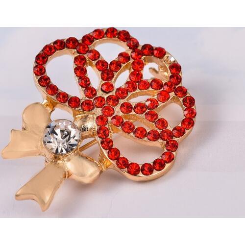 MZC Loverly Red Crystal Flower Brooches For Female Suit Lapel Pins Broches Bouquets Bulgaria Jewelry Mothers Day Gift