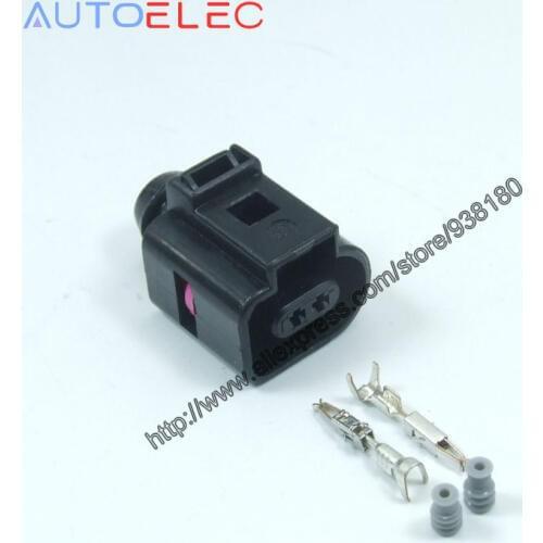 10Sets/lot 2Pin 1J0973702 Sealed Female Connector for Audi VW A8 A6L A5 A4L A4 A3 A1 Q5 Q7 TT R8 auto horn Wiring Plug Connector