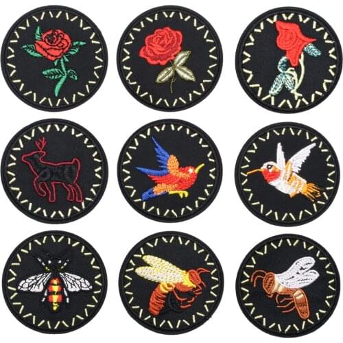 Fashion Round Embroidery Patches Iron on Roses Label Sew-on Bees Birds Appliques Thermo Stickers DIY Clothing Sewing Patterns