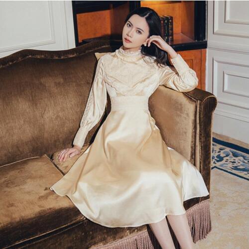 Fashion brand retro palace style embroidery lace dress female retro elegant Victoria style silky fabric vacation dress wq1064