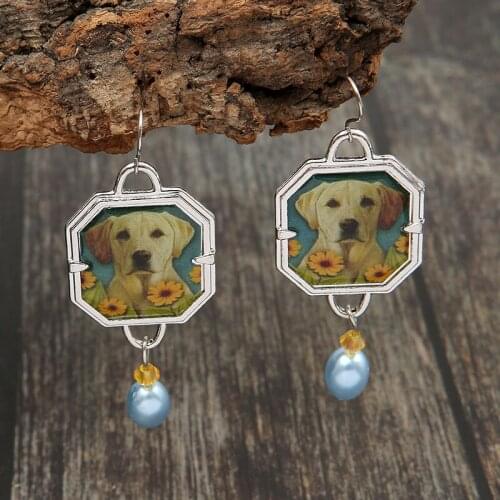 2021 European and American New Style Retro Ethnic Square Dog Pattern Earrings Stitching Pearl Earrings Wholesale