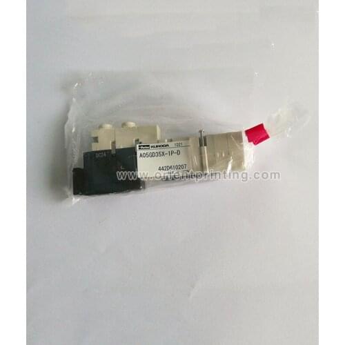 A05GD35X-1P Original New Valve For Komori LS40 Machine