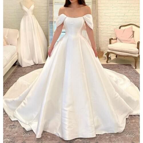 Vintage Long Satin Wedding Dresses with Pockets A-Line Floor Length Pleated Strapless Corset Back Maxi Bridal Gowns for Women