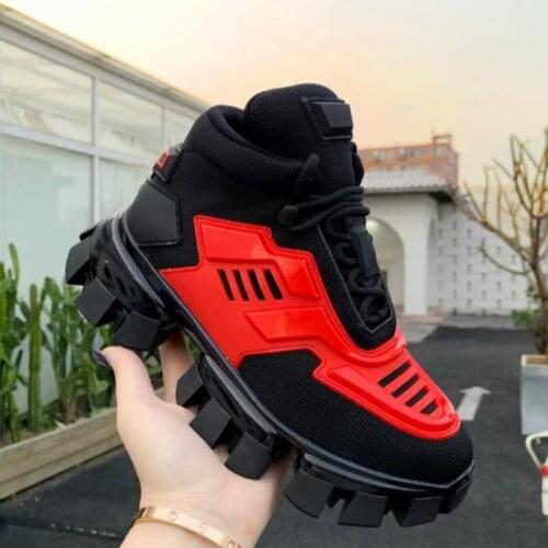 Sapatos de luxo de alta qualidade com rendas em cores diferentes. Sapatos masculinos e femininos de sola grossa sapatos casuais