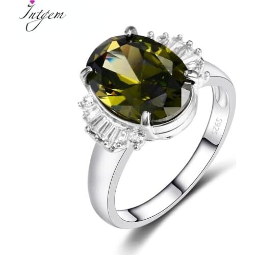 New Trendy Oval 925 Silver Ring With Topaz Womens Silver Jewelry Wedding Anniversary Daily Life Birthday Jewelry Gift Wholesale