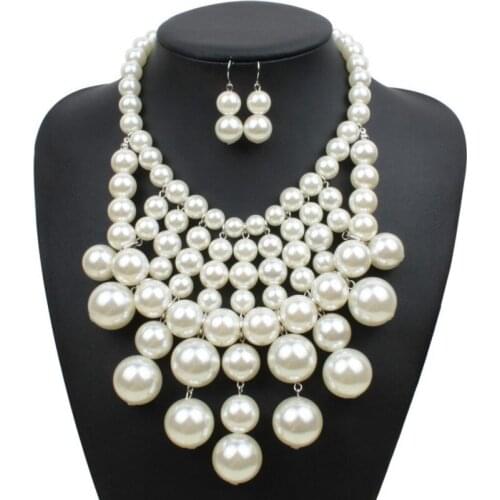 New Fashion Big Imitation Pearls Round Beads Pendant Necklace Earrings Temperament Necklace for Women Pearl Jewelry Sets