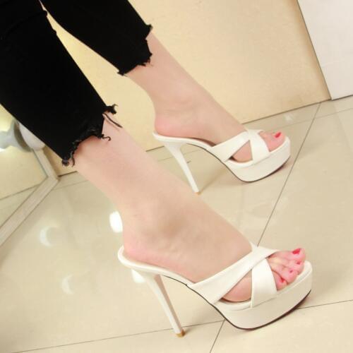 Slippers Female Stiletto Sandals Female Summer Stencil Wear 2018 Word Drag High Heel