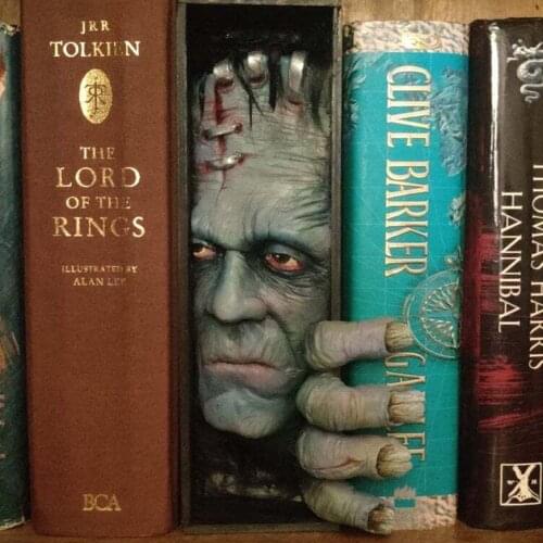 Peep At The Personalized Bookends On The Bookshelf For Collecting Cd Albums Magazines Heavy Books For Home Decor Room Decor