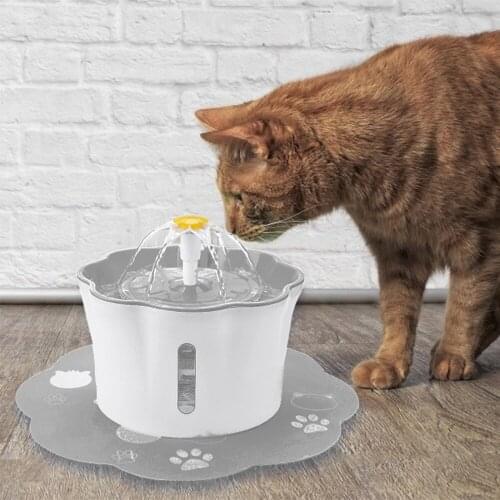 Cat Water Fountain 2.6L/88oz Pet Water Fountain Drinking Water Fountain for Cats Dog Automatic Water Fountain for Cats Dogs