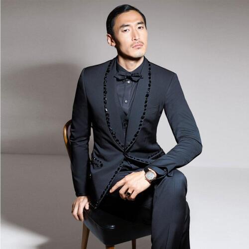 Fashion Beaded Three Pieces Slim Fit Mens Suits Wedding Grooms Tuxedos Shawl Lapel Formal Blazer Rhinestones Prom Suit Jacket