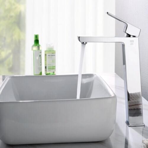 Excellent Quality Modern Style Brass Surface Chrome Long Faucet for Wash Basin Art Sinks