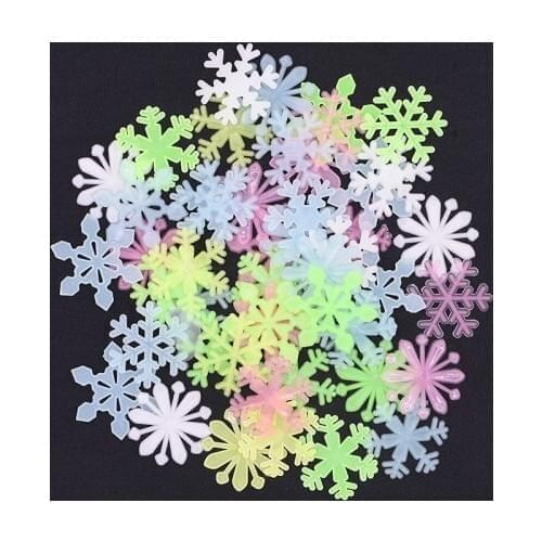 50pcs 3cm Christmas Snowflake Luminous Wall Stickers 3D Fluorescent Glow In The Dark Snowflake Kids Baby Room Home Navidad Decor