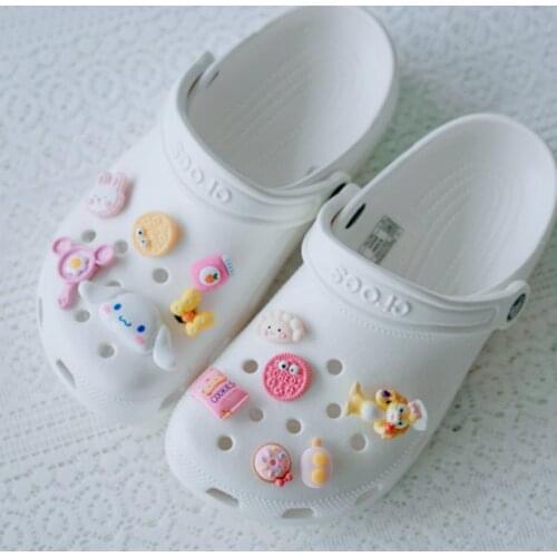 Cute Croc Charms Designer DIY Lovely Shoe Charms Vintage Clogs 2021 New Brand Shoe Charms Creative Removable Shoe Accessories