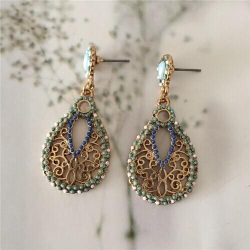 Bohemia Antique Gold Color Plating Small Green Bead Inserted Teardrop Earrings For Women Girl Vintage Elegant Gorgeous Statement