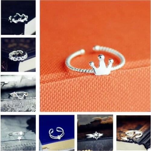 New fashion minimalist personality opening crown heart-shaped leaves flowers Pentagram female joint ring Wedding anniversary gif