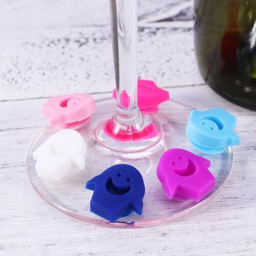 6 Pcs Silicone Red Glass Marker Creative Smiling Sticker Sucker Mark Glass Identification Perfect for Parties