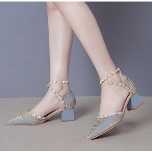2021 Summer Woman Sandals Bling Cross-tied Dress Shoes Rivets Pumps Pointed Toe Mid Heels Ankle Strap Sandalias mujer New 9072G